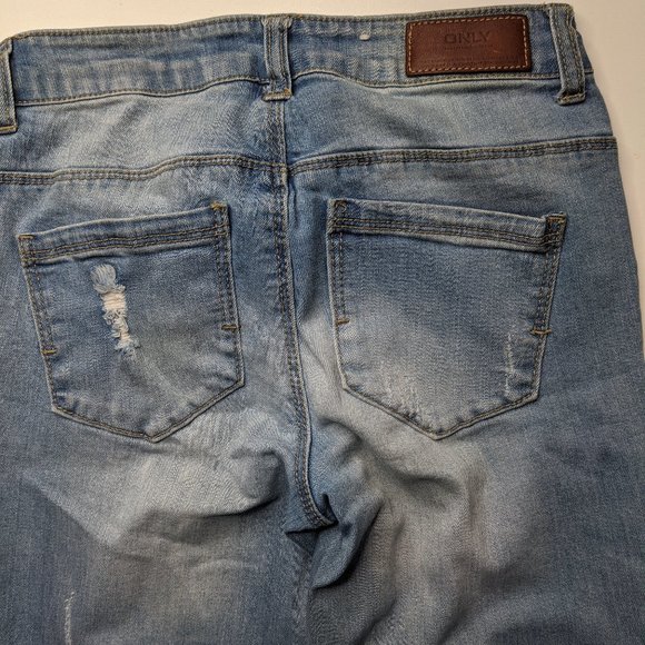 3 for $20 - Only | Distressed light wash jeans - Picture 4 of 5